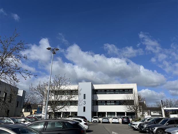 Bureau Location 56100 LORIENT