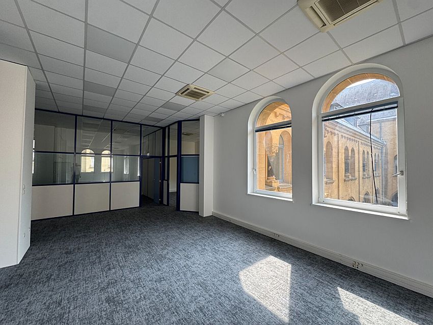 Bureau Location 57000 METZ