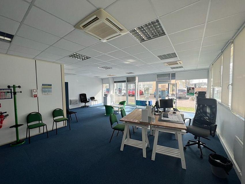 Bureau Location 57070 METZ
