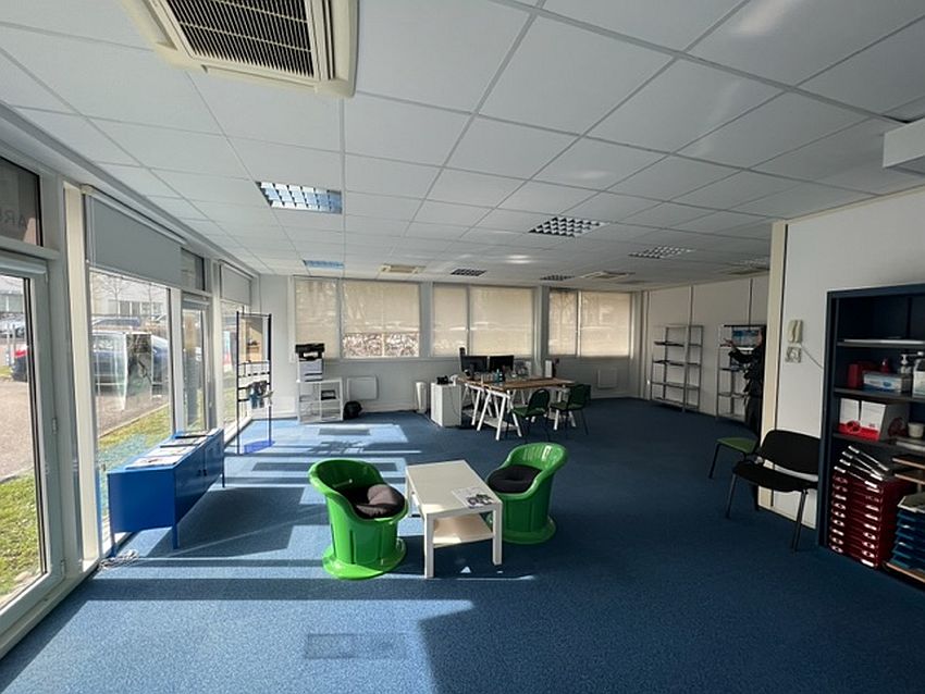 Bureau Location 57070 METZ