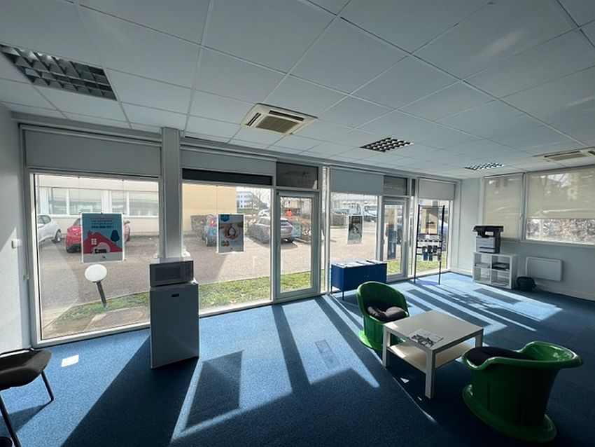 Bureau Location 57070 METZ