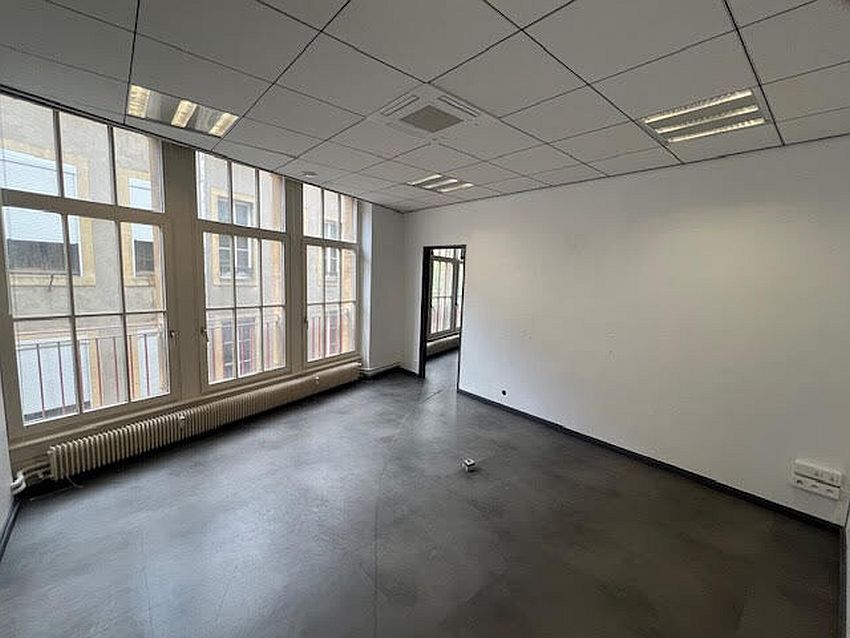 Bureau Location 57000 METZ