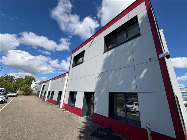 Bureau Location 57070 METZ