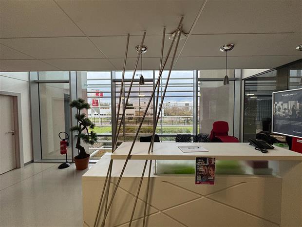 Bureau Location 57070 METZ