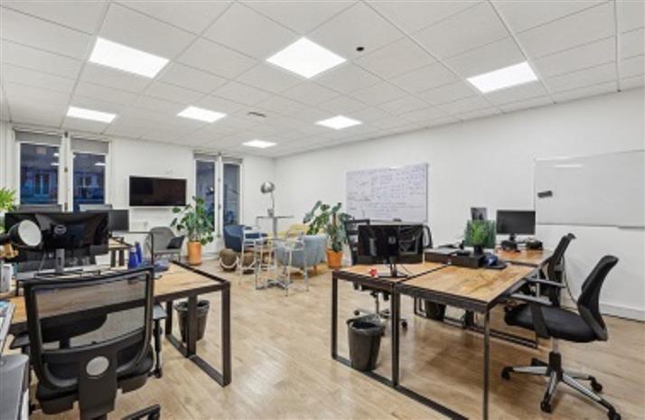 Bureau Location 75008 PARIS 156 BOULEVARD HAUSSMANN