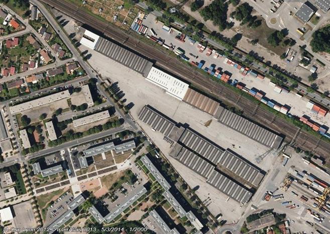 Local d'activités Vente/Location 69800 ST PRIEST