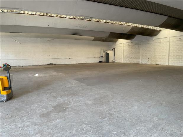 Local d'activités Vente/Location 69800 ST PRIEST