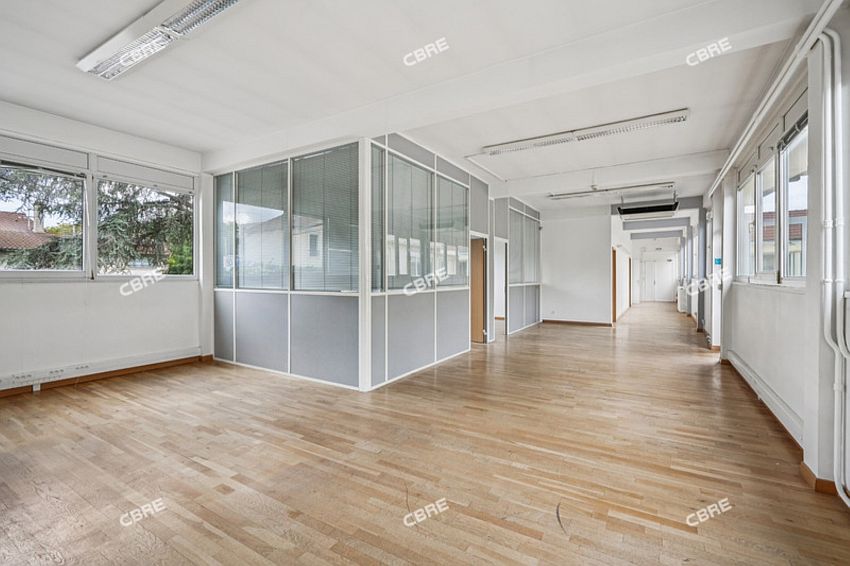 Bureau Location 92000 NANTERRE 26 RUE DES AMANDIERS