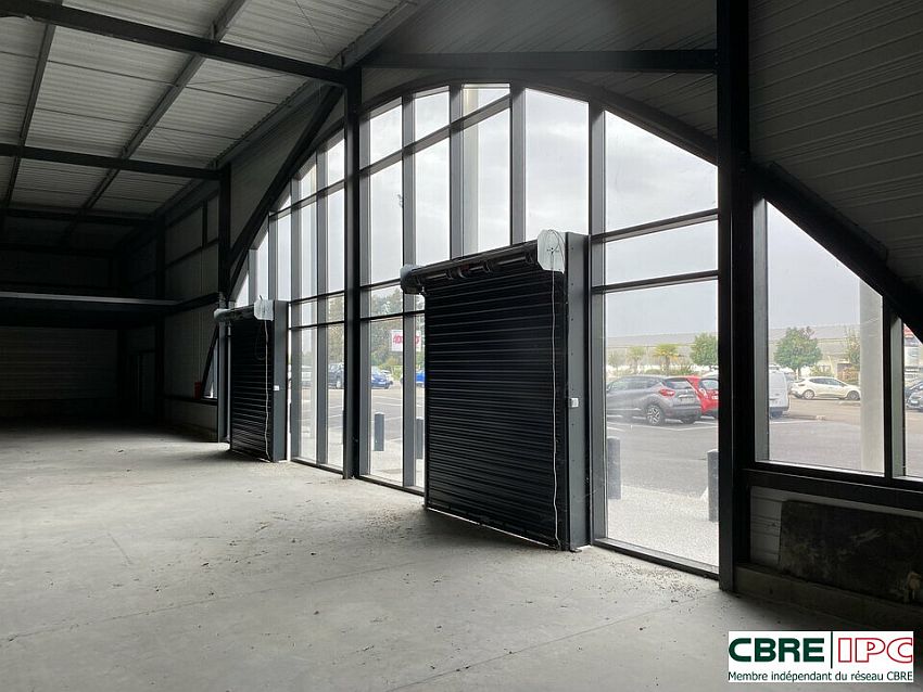 Commerce Location 40700 HAGETMAU  