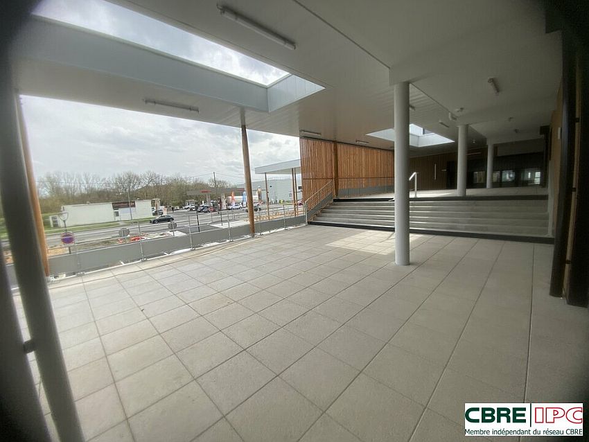 Commerce Location 40100 DAX  