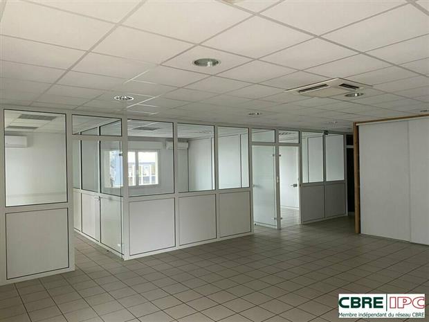 Commerce Location 40000 MONT-DE-MARSAN  