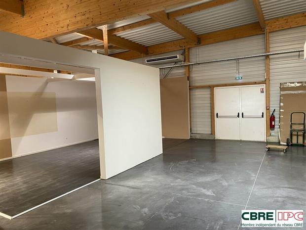 Commerce Vente 40280 SAINT-PIERRE-DU-MONT  