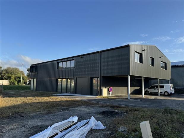 Commerce Location 40230 BENESSE MAREMNE  