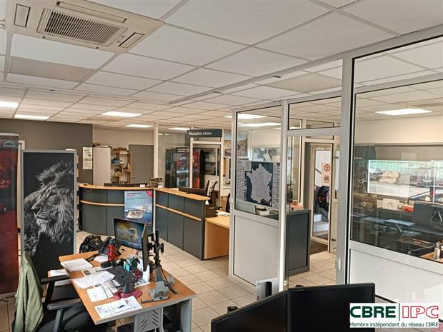 Local d'activités Location 40090 SAINT-AVIT  