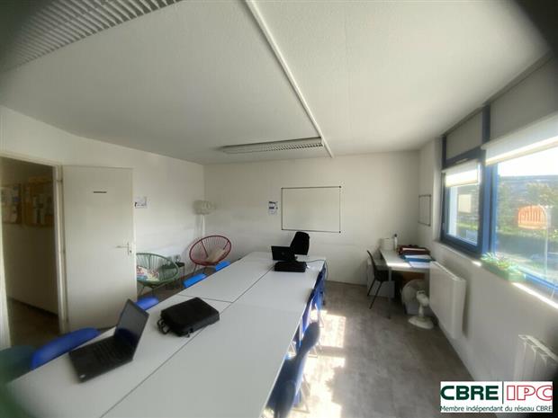 Bureau Location 40100 DAX  