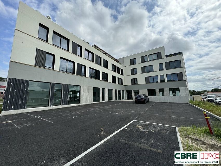 Commerce Location 64600 ANGLET  