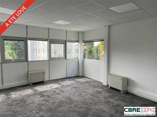 Bureau Location 64000 PAU  