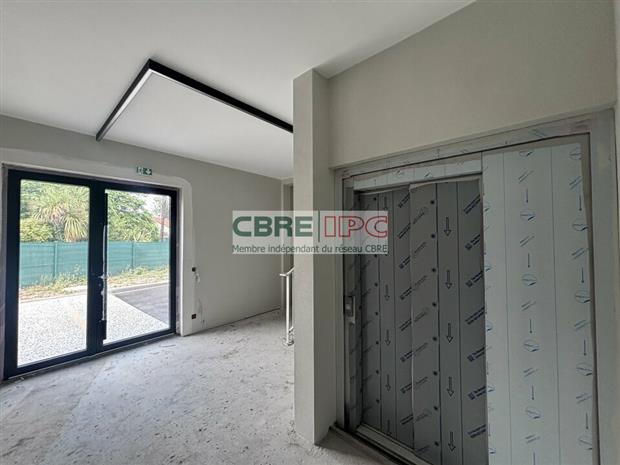 Bureau Location 64000 PAU  