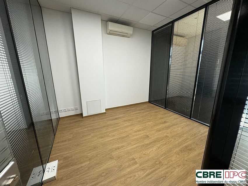 Commerce Location 64600 ANGLET  