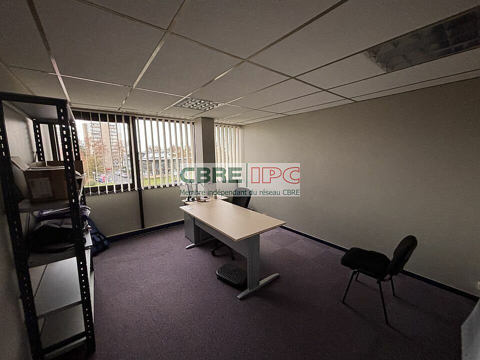 Bureau Location 64000 PAU  