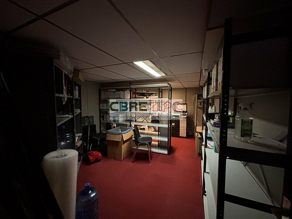 Bureau Location 64000 PAU  