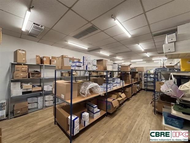 Commerce Location 64000 PAU  