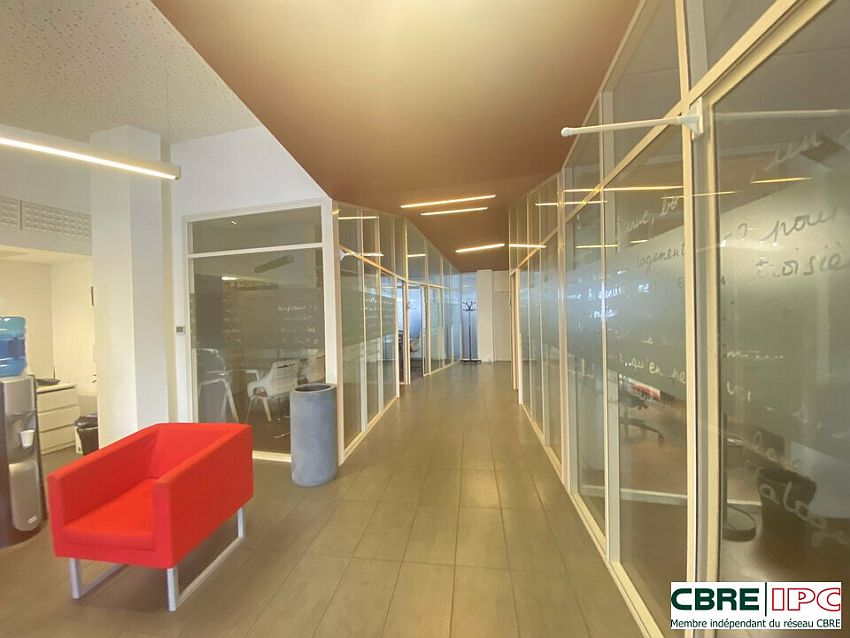 Commerce Location 64600 ANGLET  