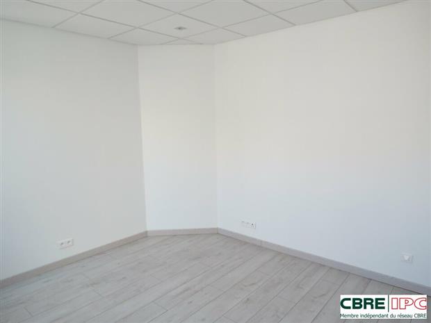 Bureau Location 64990 SAINT PIERRE D IRUBE  