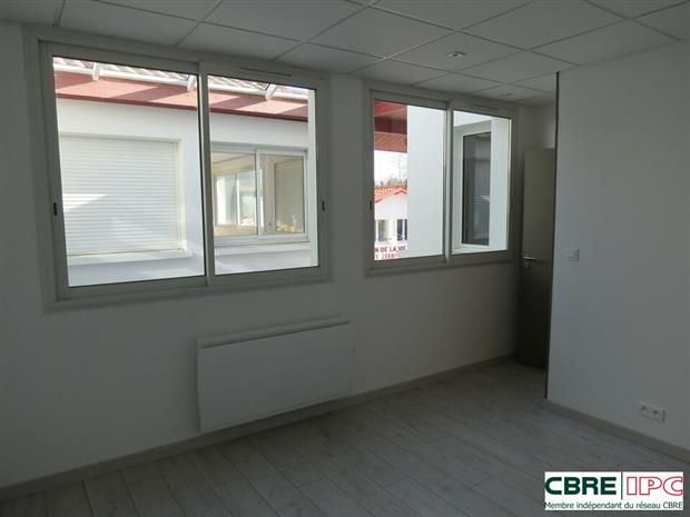Bureau Location 64990 SAINT PIERRE D IRUBE  