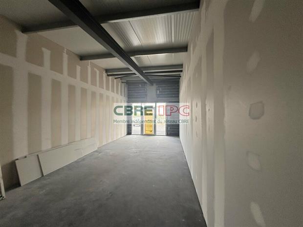 Commerce Location 64300 SAULT-DE-NAVAILLES  