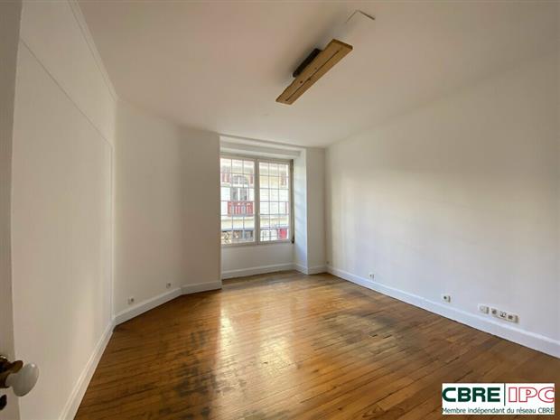 Bureau Location 64200 BIARRITZ  