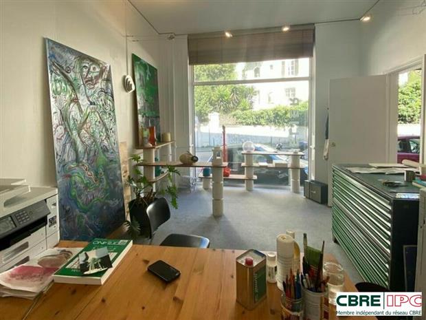 Commerce Location 64200 BIARRITZ  