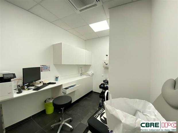 Commerce Location 64100 BAYONNE  