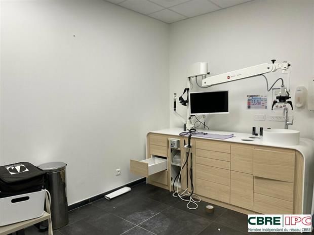 Commerce Location 64100 BAYONNE  