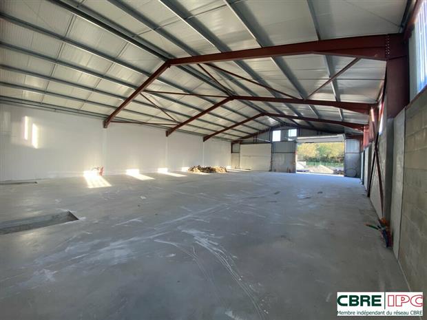 Entrepôt / Local d'activités Location 64520 GUICHE  