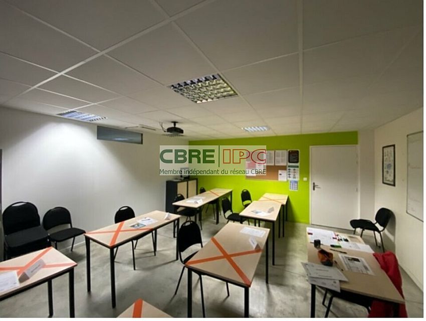 Entrepôt / Local d'activités Vente 64230 SAUVAGNON  