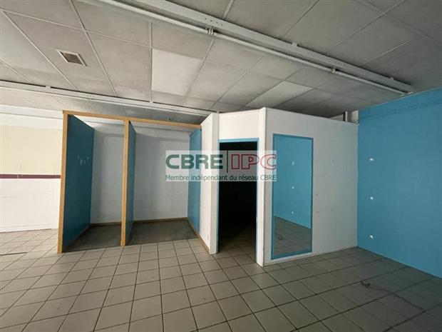 Commerce Location 64000 PAU  