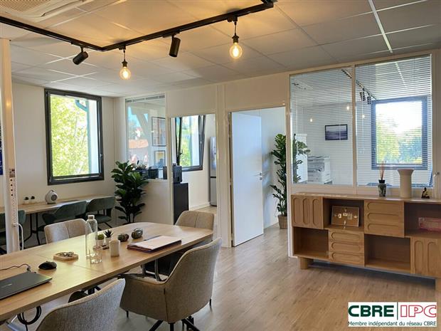 Bureau Vente 64990 SAINT PIERRE D'IRUBE  