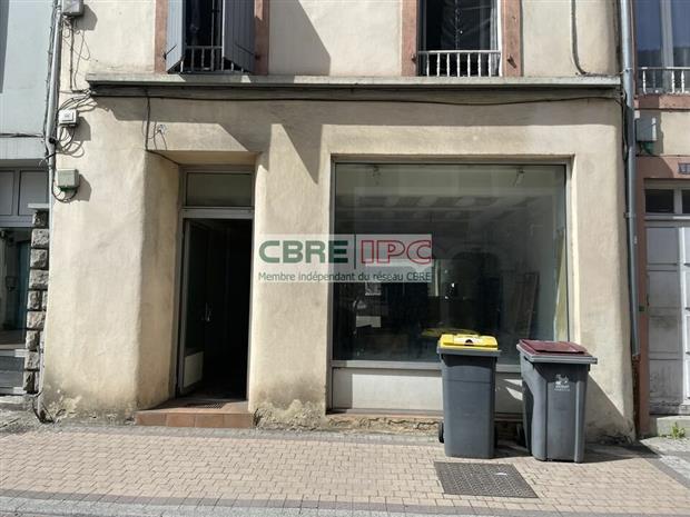 Commerce Location 65000 TARBES  