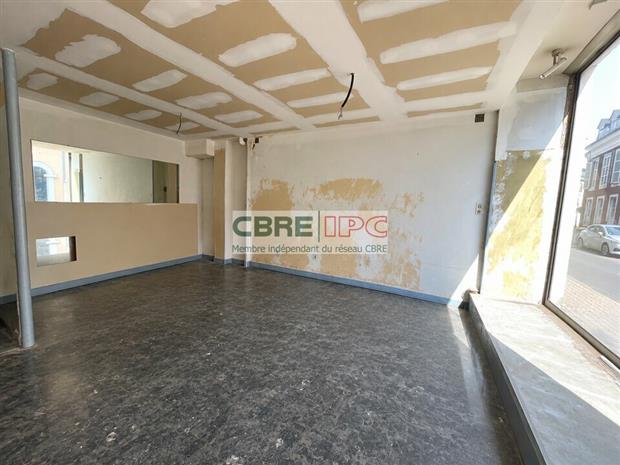Commerce Location 65000 TARBES  
