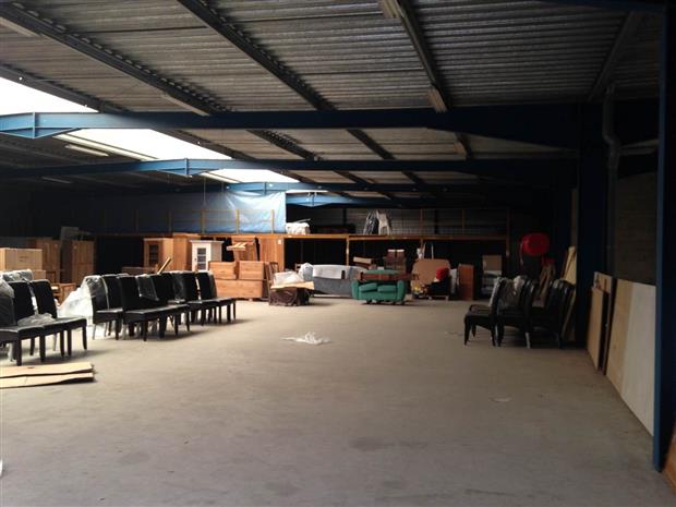 Entrepôt / Local d'activités Vente/Location 77165 ST SOUPPLETS