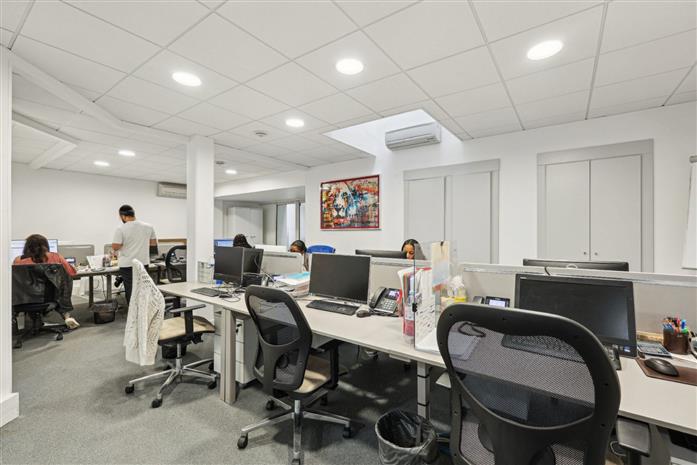 Bureau Location 75008 PARIS