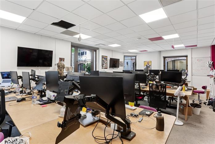 Bureau Location 75002 PARIS 8 RUE DU SENTIER