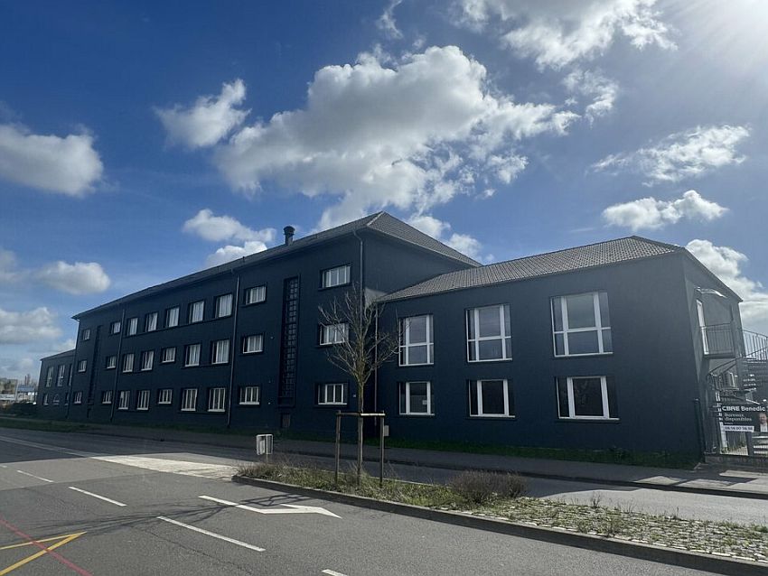 Chargement de l'image...