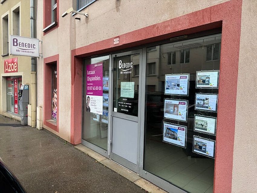 Commerce Location 57500 SAINT AVOLD