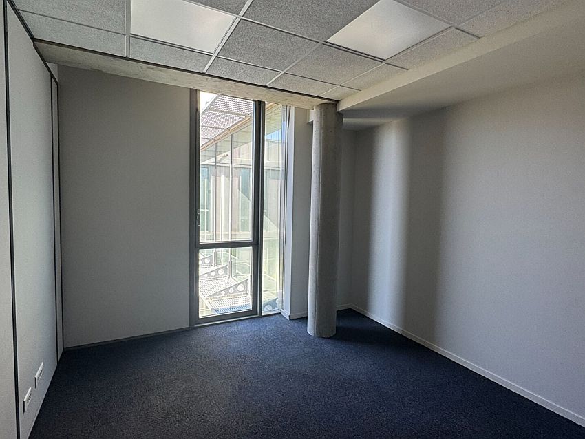 Bureau Location 57070 Metz