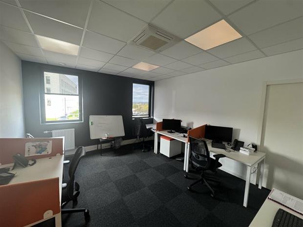 Bureau Location 57530 ARS LAQUENEXY