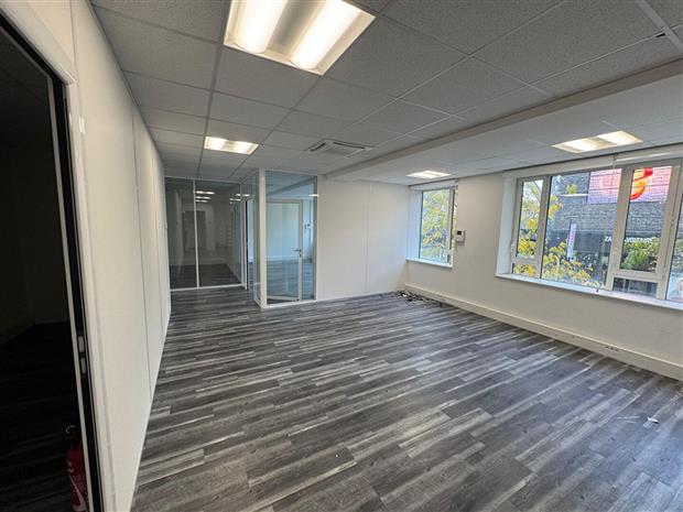 Bureau Location 57000 METZ