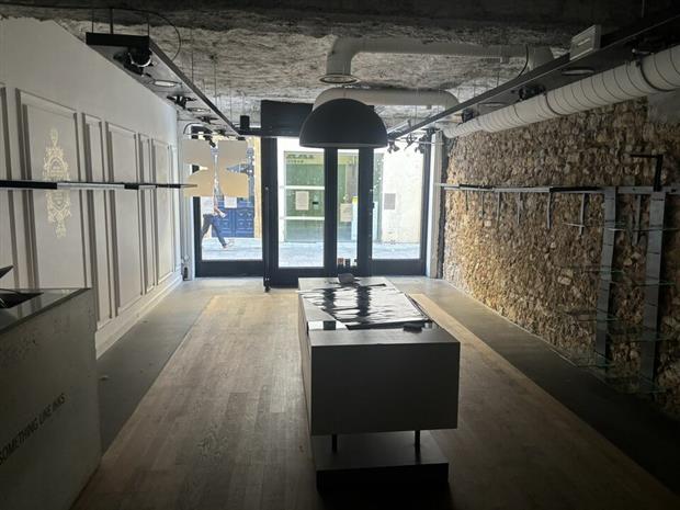 Commerce Location 57000 METZ