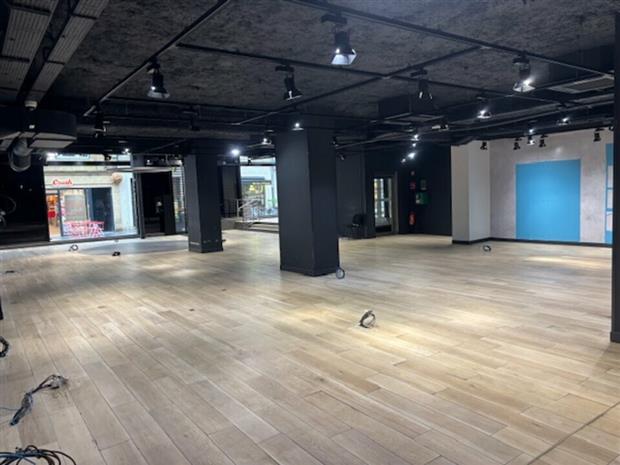 Commerce Location 57000 METZ